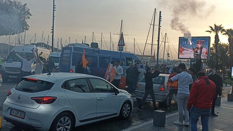 Bodrum'da seçimlerin ardından AK Parti'liler konvoy oluşturdu