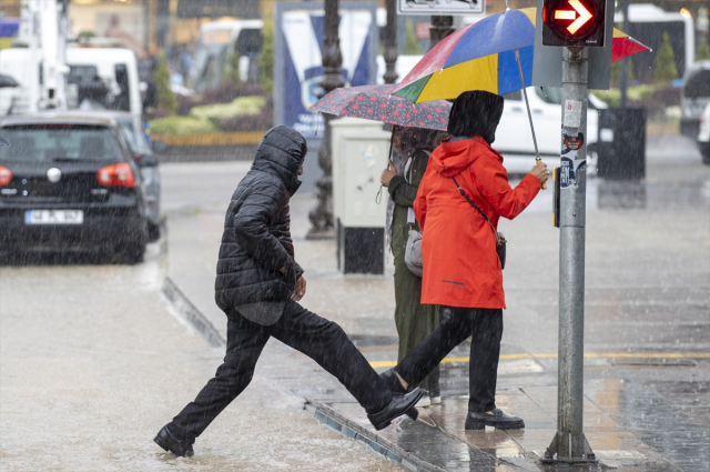 Meteoroloji uyardı: Sağanak yağışlar hafta başına kadar devam edecek