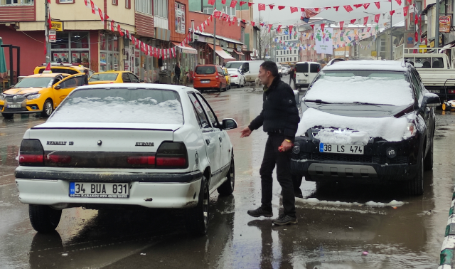 Sivas ve Ardahan'da mayıs ayının ilk gününde kar yağdı