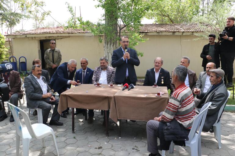 Bakan Dönmez: Milletimizin hayır duasını almak için gece gündüz çalışacağız