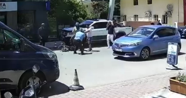 Antalya'da trafikte yumruk yumruğa kavgaya tutuşan adamın motosikleti çalındı