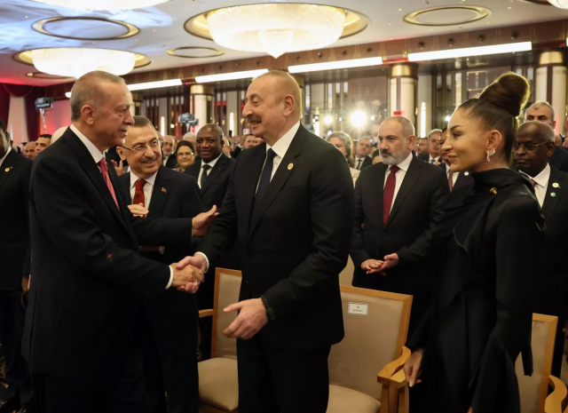 Erdoğan'ın göreve başlama töreninde çok konuşulacak kare! Paşinyan, Aliyev'in hemen arkasına oturdu