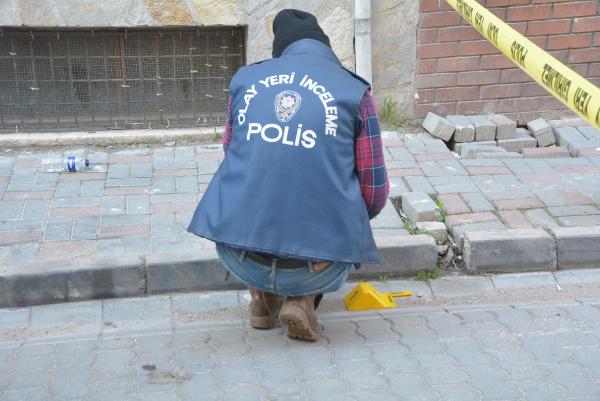 3 aylık hamile eşini 97 bıçak darbesiyle öldüren sanık kayınvalidesini suçladı: Para karşılığında pazarlıyordu