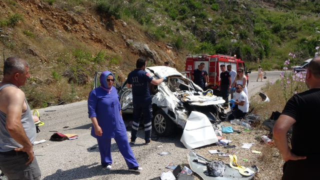 Antalya'da takla atan araçta can veren çiftin kızları da hayatını kaybetti: Ölü sayısı 3'e yükseldi