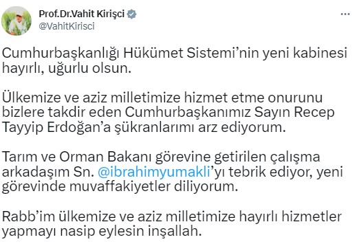 Koltuğu devreden eski bakanlardan peş peşe veda paylaşımı