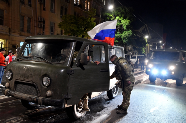 Son Dakika! İsyan sonrası Putin, Wagner askerlerine üç seçenek sundu: Ya orduya katılırlar, ya Belarus'a giderler ya da evlerine dönerler