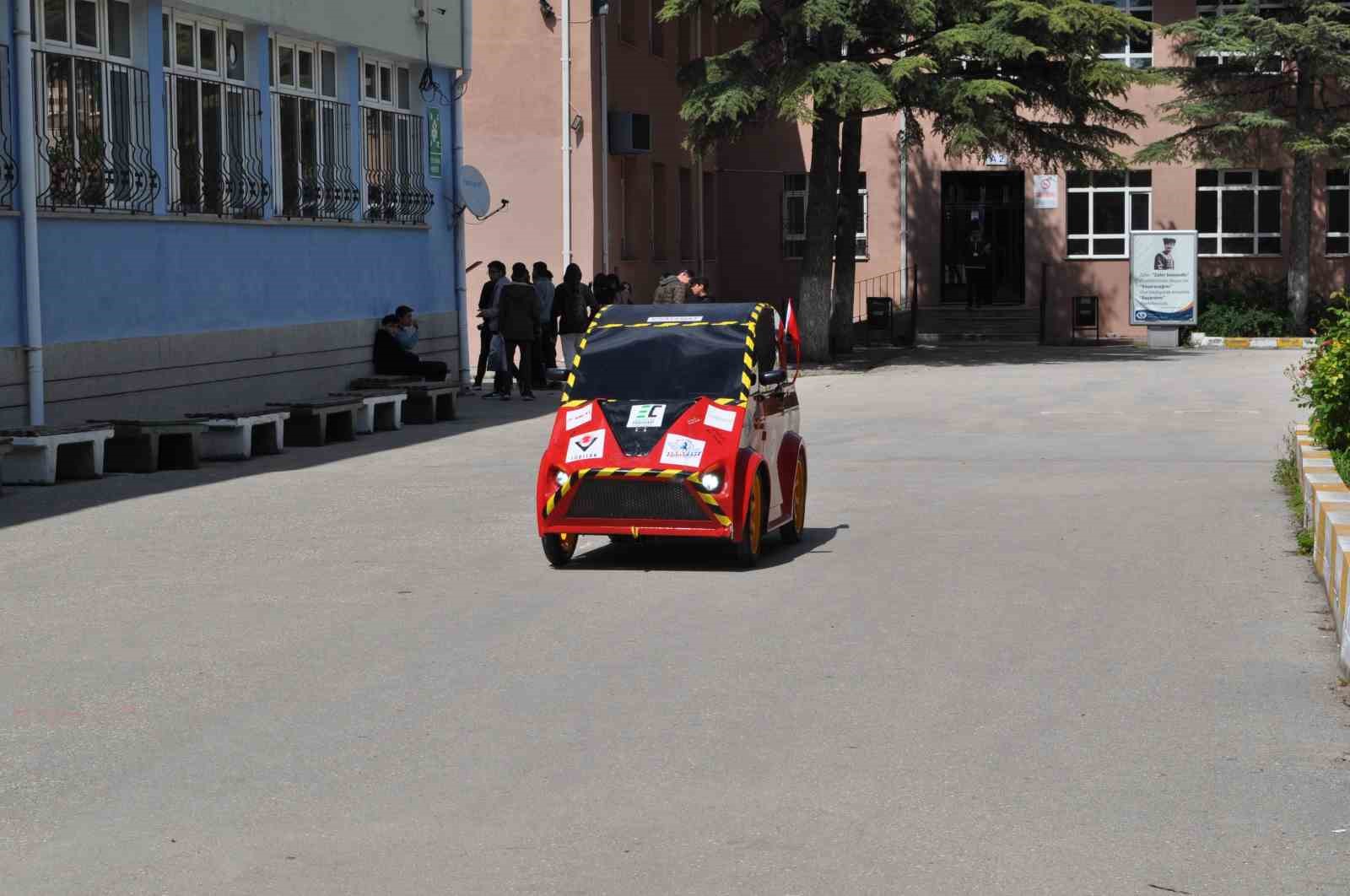 (ÖZEL) Geliştirdikleri elektrikli otomobil ile TEKNOFEST’te birincilik hedefliyorlar