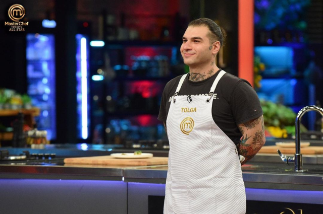 MasterChef All Star'da ana kadroya giren son yarışmacı Tolga oldu