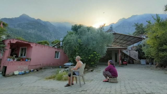 Kemer yangınında 4. gün! Karadan müdahale zorlaştı, hava gücümüz yüzlerce sorti ile teyakkuzda