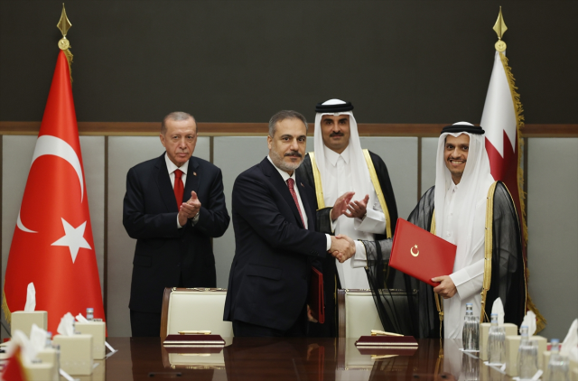 Cumhurbaşkanı Erdoğan ve Katar Emiri Al Thani görüşmesi tamamlandı, ortak bildiri imzalandı