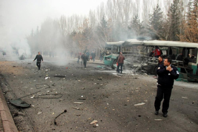 Son Dakika: Kayseri'de 15 askerin şehit olduğu terör saldırısı davasında 4 sanığa 15'er kez ağırlaştırılmış müebbet hapis cezası verildi