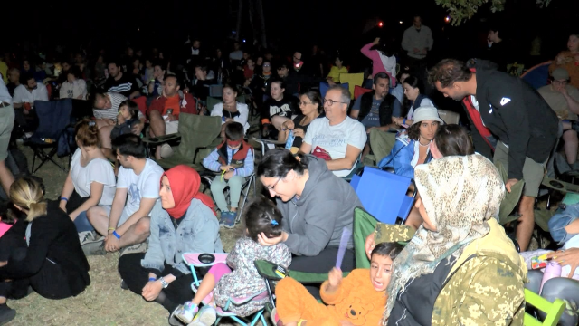 Her şey perseid meteor yağmurunu izleyebilmek için! Türkiye'nin dört bir yanında vatandaşlar geceyi karanlık tepelerde geçirdi