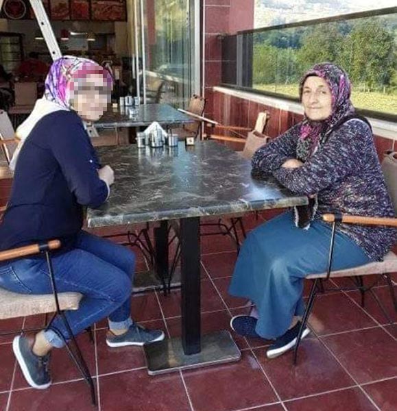 Cinnet getiren kadın, anne ve anneannesini uyudukları sırada baltayla öldürmüş