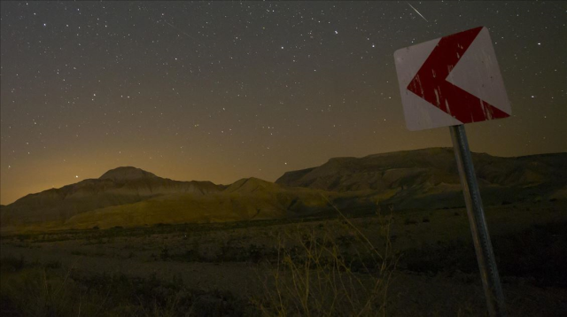 Bu hafta sonu dünyaya 80 meteor düşecek! Perseid Meteor Yağmuru'nu Türkiye'den de izleyebileceksiniz