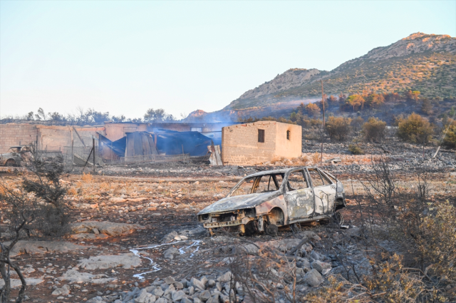 Yunanistan'da yangın Batı Trakya'da Türklerin yaşadığı köylere ulaştı