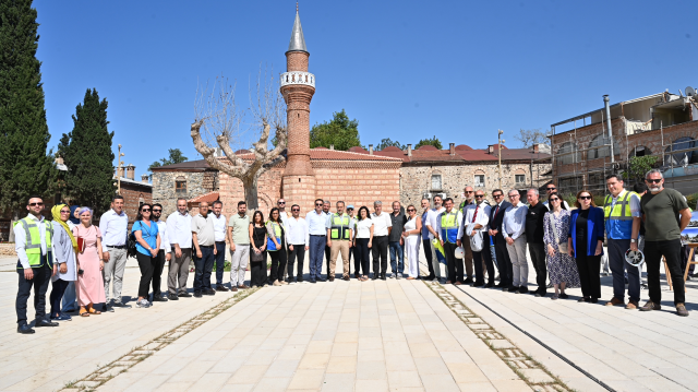 Bursa'da kentsel dönüşüme yoğun mesai harcanıyor! Başkan Aktaş, alanında uzman isimlerle sahada