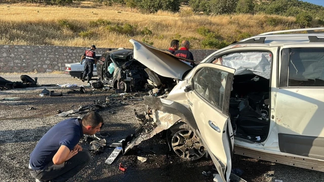 Adıyaman'da trafik kazasında 4 kişi hayatını kaybetti