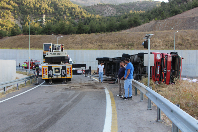 Amasya'da yürek yakan kaza! Polis memuru, oğlunun öldüğünü telefonda babaya söyleyemedi