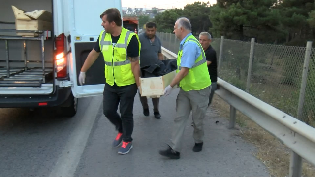 Sürücüsünün kontrolünü kaybettiği motosiklet bariyerlere çarptı! 2 kişi olay yerinde can verdi