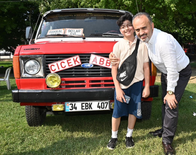 Bursa Büyükşehir Belediyesi, unutulmaya yüz tutmuş oyunları yeni nesille buluşturdu