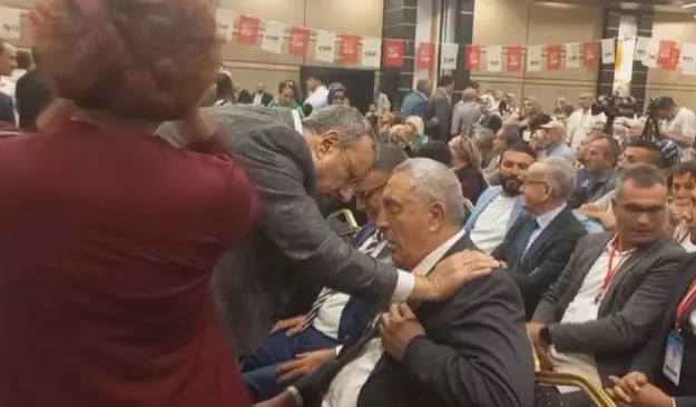 CHP'de İzmir'in ardından Konya'da da ortalık karıştı! İl başkanının üzerine yürüyen belediye başkanı fenalaştı