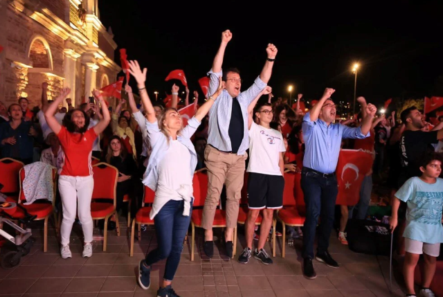 Filenin Sultanları'nın tarihi zaferi tüm Türkiye'yi sokağa döktü