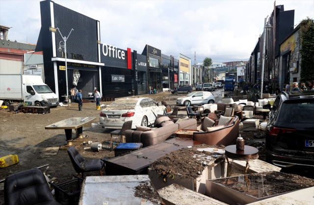 İstanbul ve Kırklareli'ndeki sel felaketinde son durum! 7 kişi hayatını kaybetti