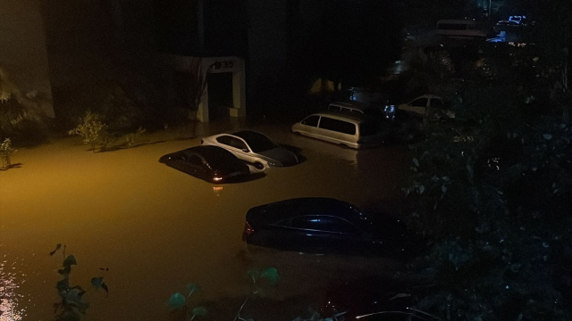 İstanbul ve Kırklareli'ndeki sel felaketinde son durum! 7 kişi hayatını kaybetti