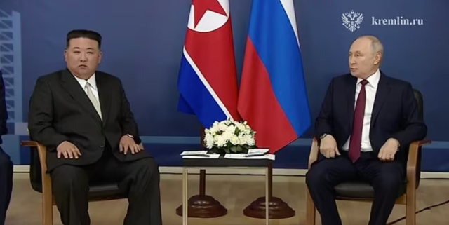 Kuzey Kore lideri Kim Jong-un'un koltuğu Putin ile görüşmesinden önce detaylıca temizlendi