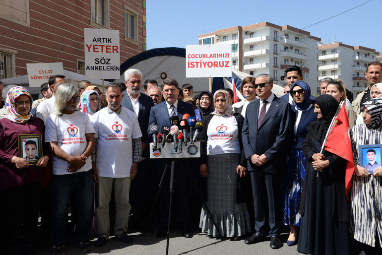 Bakan Tunç: Diyarbakır Anneleri teröre karşı net bir mesaj verdi