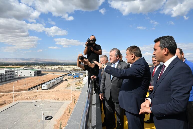 Bakan Bak: Spora yapılan yatırımların hepsi, meyvesini veriyor