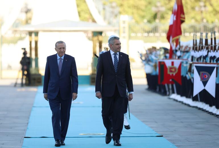 Cumhurbaşkanı Erdoğan, Avusturya Başbakanı Nehammer'i resmi törenle karşıladı