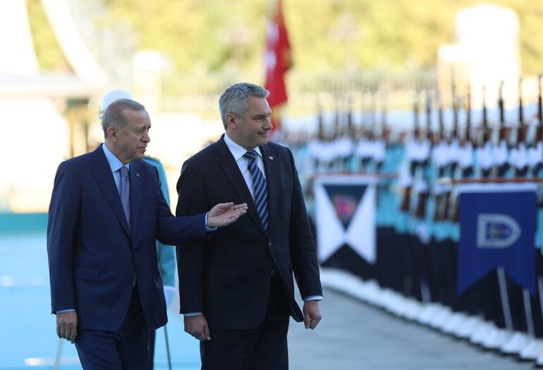 Cumhurbaşkanı Erdoğan, Avusturya Başbakanı Nehammer'i resmi törenle karşıladı