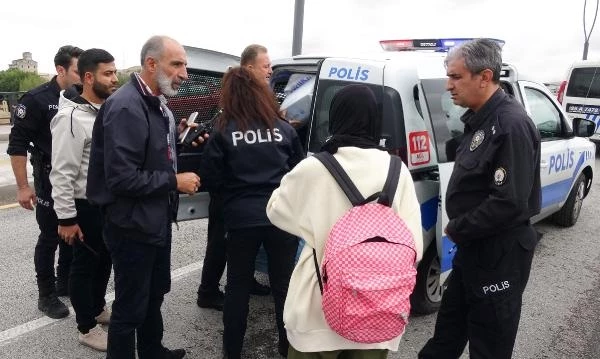 Erzurum'da bir kadın, üzerine başka bir fotoğrafını yapıştırdığı kimlikle polisleri alarma geçirdi