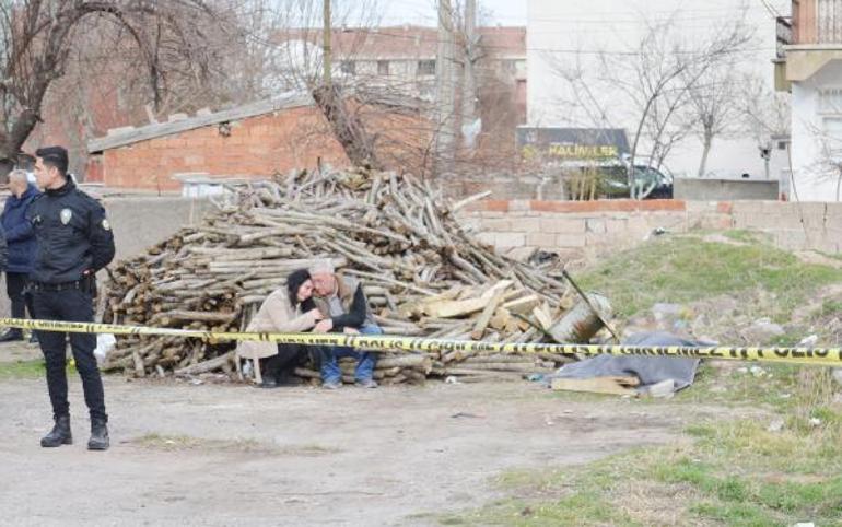 Aksaray'da boş arsada ceset bulundu