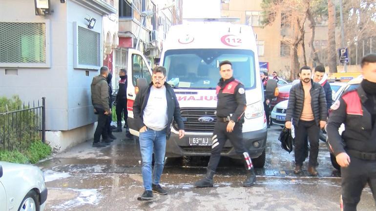 Şanlıurfa'da polis merkezi önünde silah ve bıçaklı kavga: 2 yaralı, 5 gözaltı