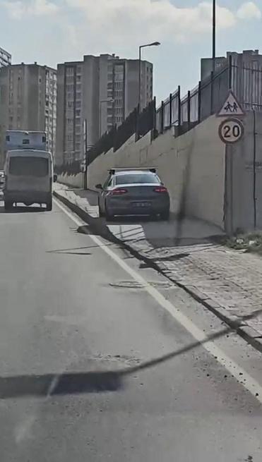 Avcılar'da trafikten kaçan sürücüler kuralları hiçe saydı