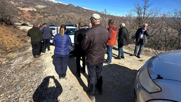 Köylerine 'katı atık tesisi' istemeyen köylüler yol kapattı, nöbete başladı