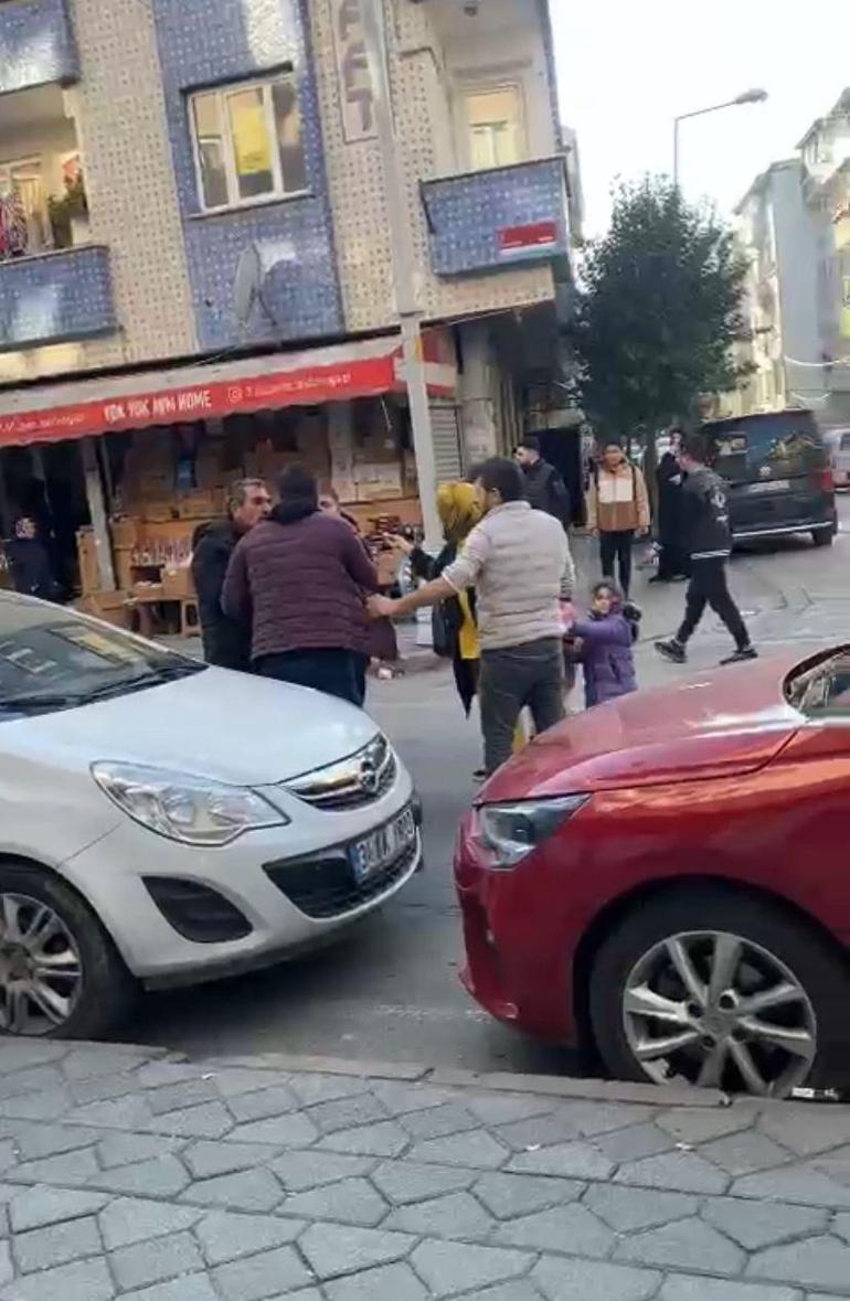 Sultangazi'de eşi ve çocuğunun önünde fırça sapıyla dövüldü