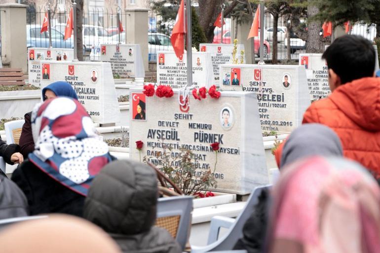 Kayseri'nin ilk kadın şehidi Ayşegül'ün annesi: Gururu ve acıyı birlikte yaşıyorum