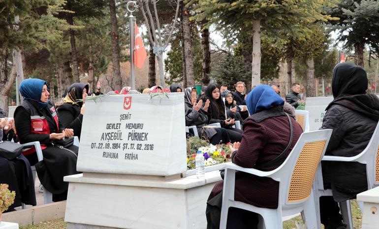 Kayseri'nin ilk kadın şehidi Ayşegül'ün annesi: Gururu ve acıyı birlikte yaşıyorum