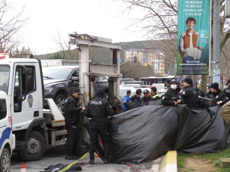 Ataşehir'de beton mikseri mendil satan kadını ezdi