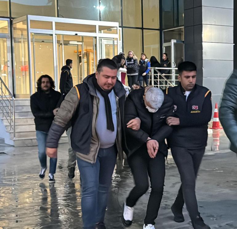 Masaj salonlarına fuhuş operasyonunda 37 gözaltı