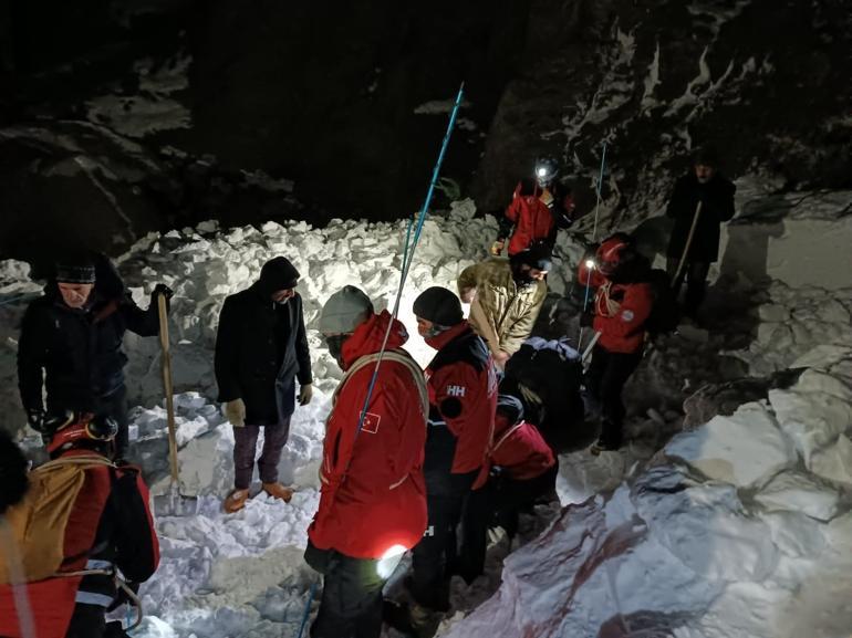 Bingöl’de çığ düştü; 1 kişi aranıyor