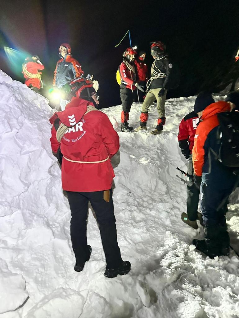 Bingöl’de çığ düştü; 1 kişi aranıyor