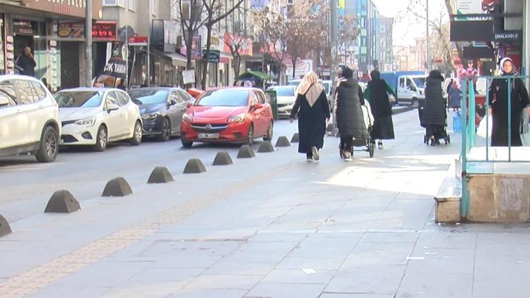 Bağcılar'da önce takip sonra kapkaç: 195 bin lirasını çaldılar