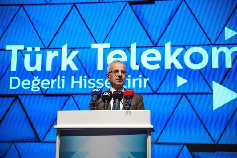 Bakan Uraloğlu: Türkiye'yi telekomünikasyon merkezi haline getiriyoruz