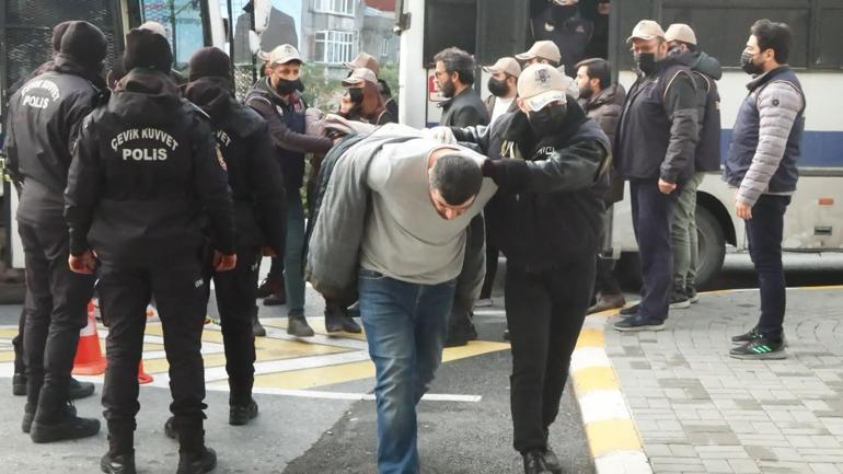 Kilise saldırısıyla ilgili sağlık kontrolünden geçirilen şüpheliler Çağlayan Adliyesi'ne getirildi