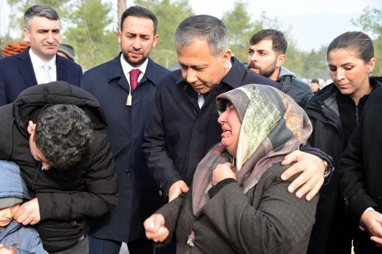 Bakan Yerlikaya: Asrın felaketini, asrın dayanışmasına dönüştürdük