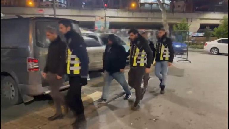 Kartal'da trafikte yarışan yolcu minibüsleri kamerada